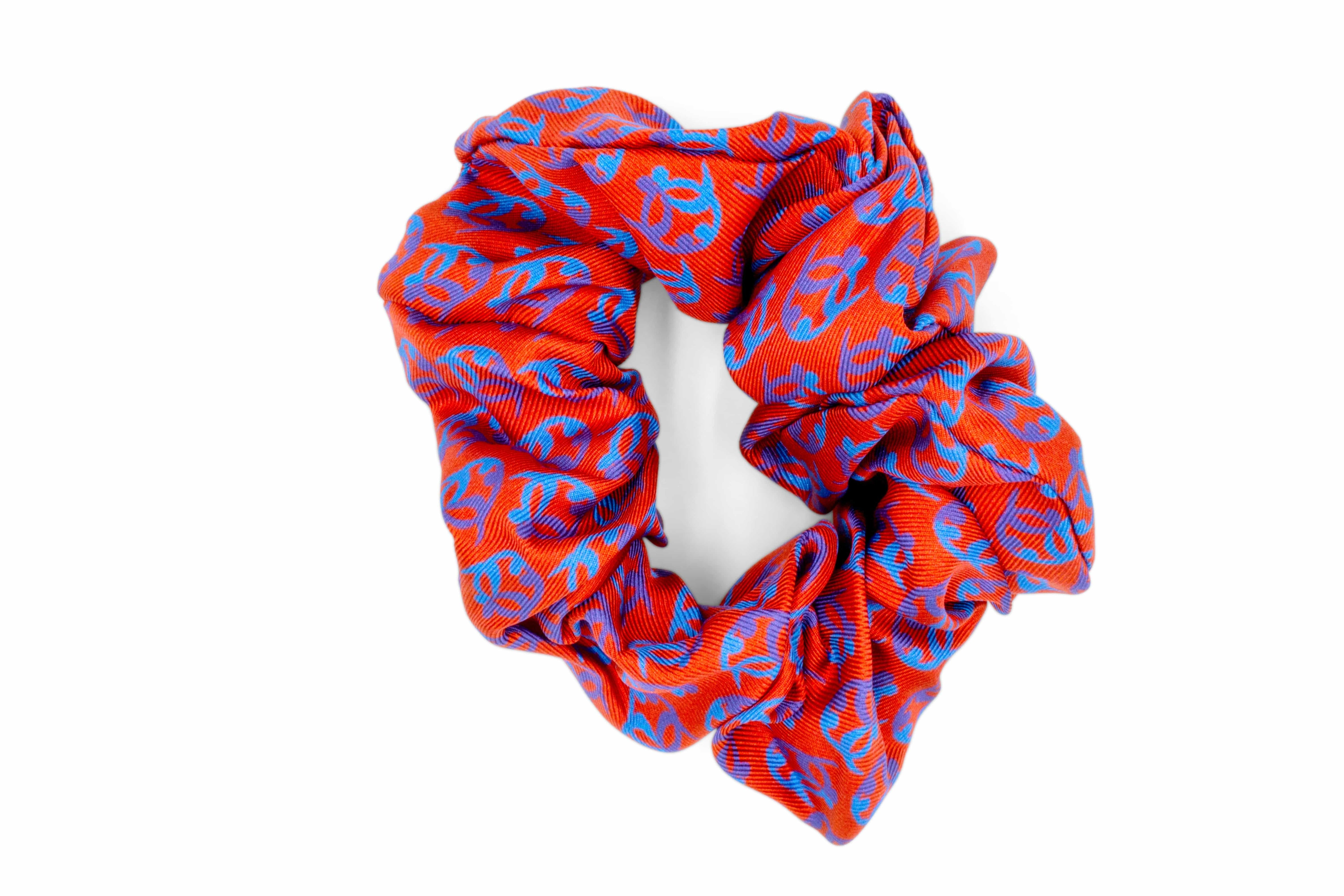 ADINKRA Scrunchie Red Ti Koro Nko Agyina Silk Scrunchie (Purples on Red)