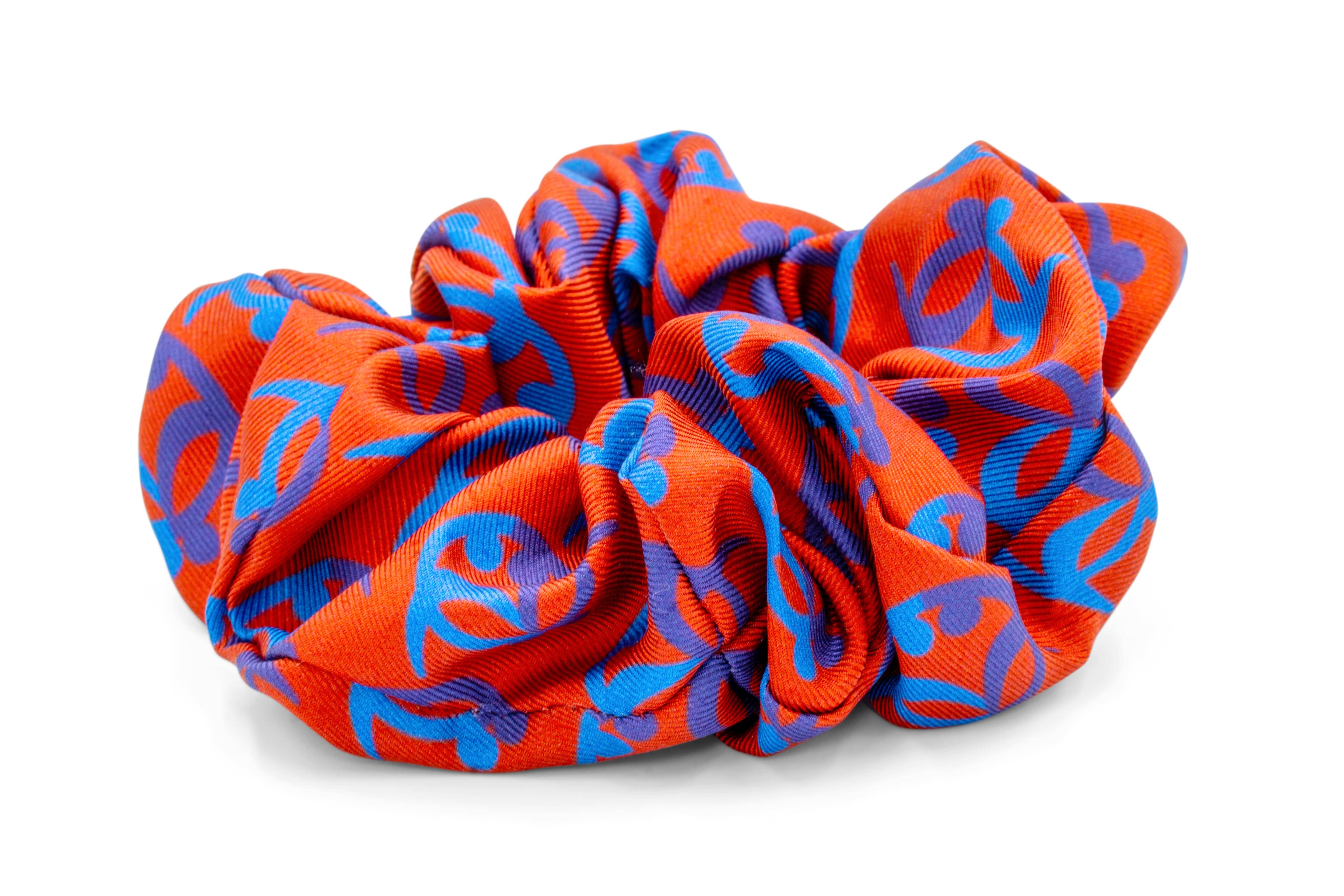 ADINKRA Scrunchie Red Ti Koro Nko Agyina Silk Scrunchie (Purples on Red Large)